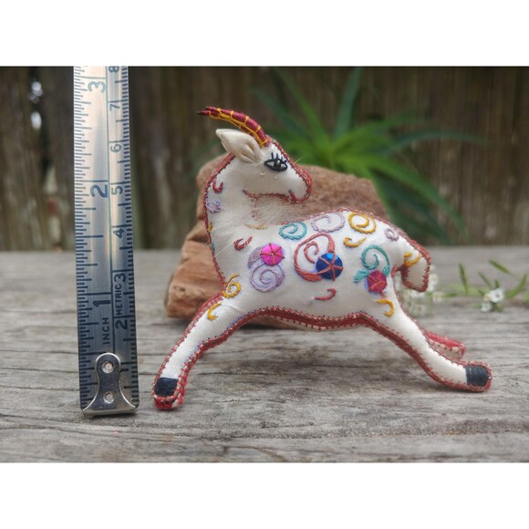 Vintage Miniature Embroidered Silk Stuffed Gazelle - Picture 9 of 10